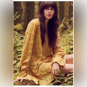 Free people sheer yellow lace mini medium EUC